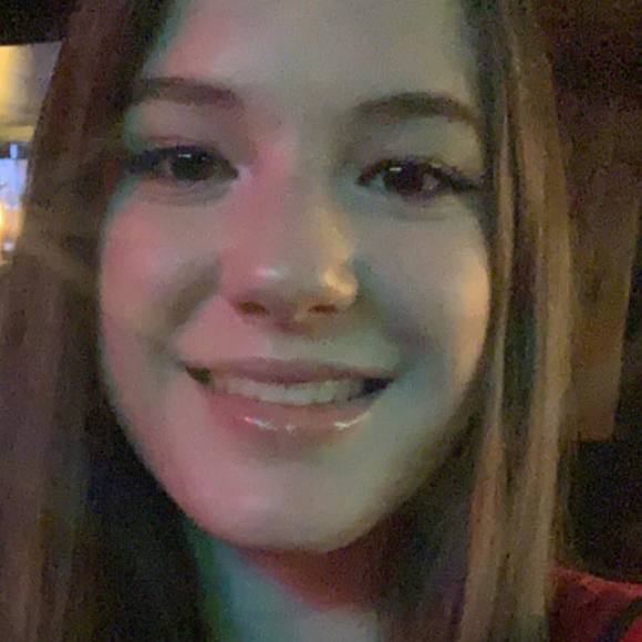 Meet your Posher, Ivana - Picture 1 of 1